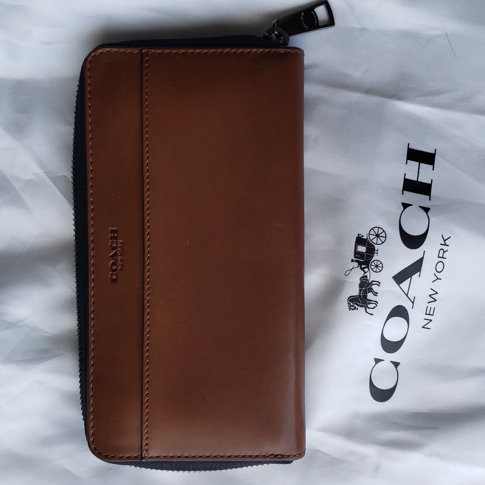 Coach wallet
